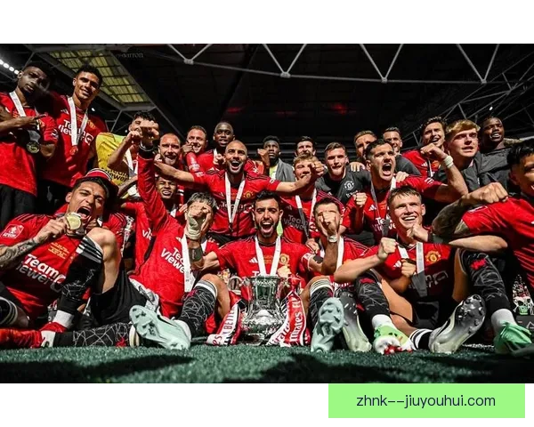 西汉姆联官宣洛佩特吉出任主帅英超赛季战术革新欧战雄心备受关注